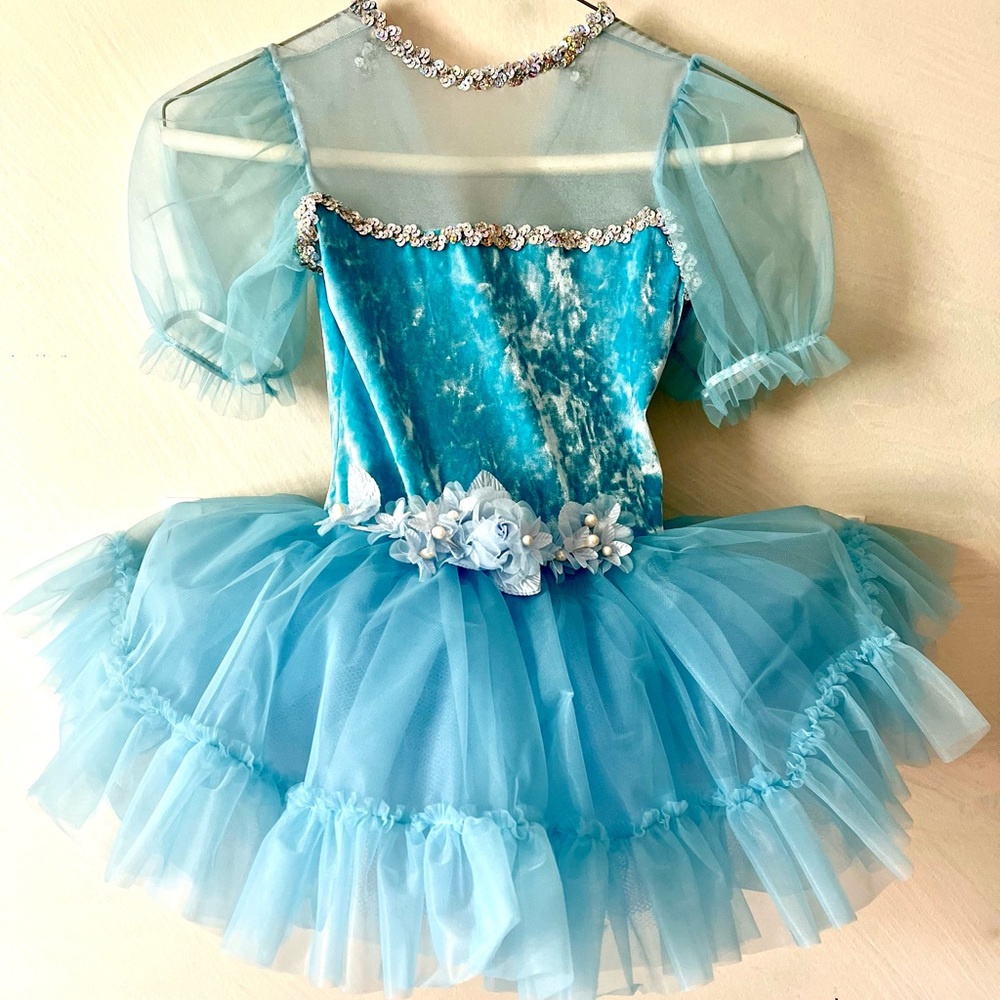Ballet recital costume by Marvel, size: child medium.
